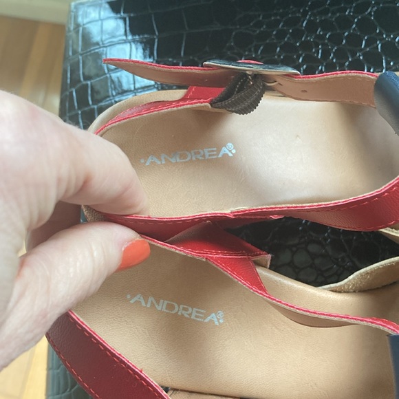 Comfortable wooden heel sandals by Andrea. - Picture 4 of 11